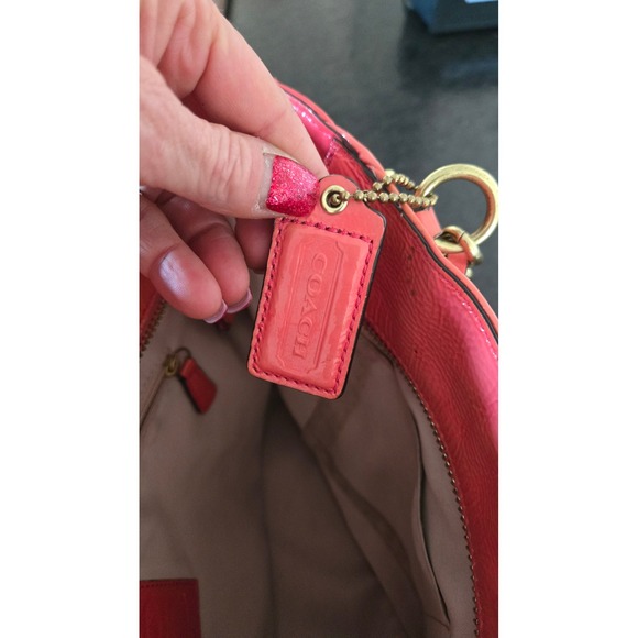 Coach Coral‎ Pink Patent Leather Shoulder Bag w/ Chain Strap - Picture 12 of 16